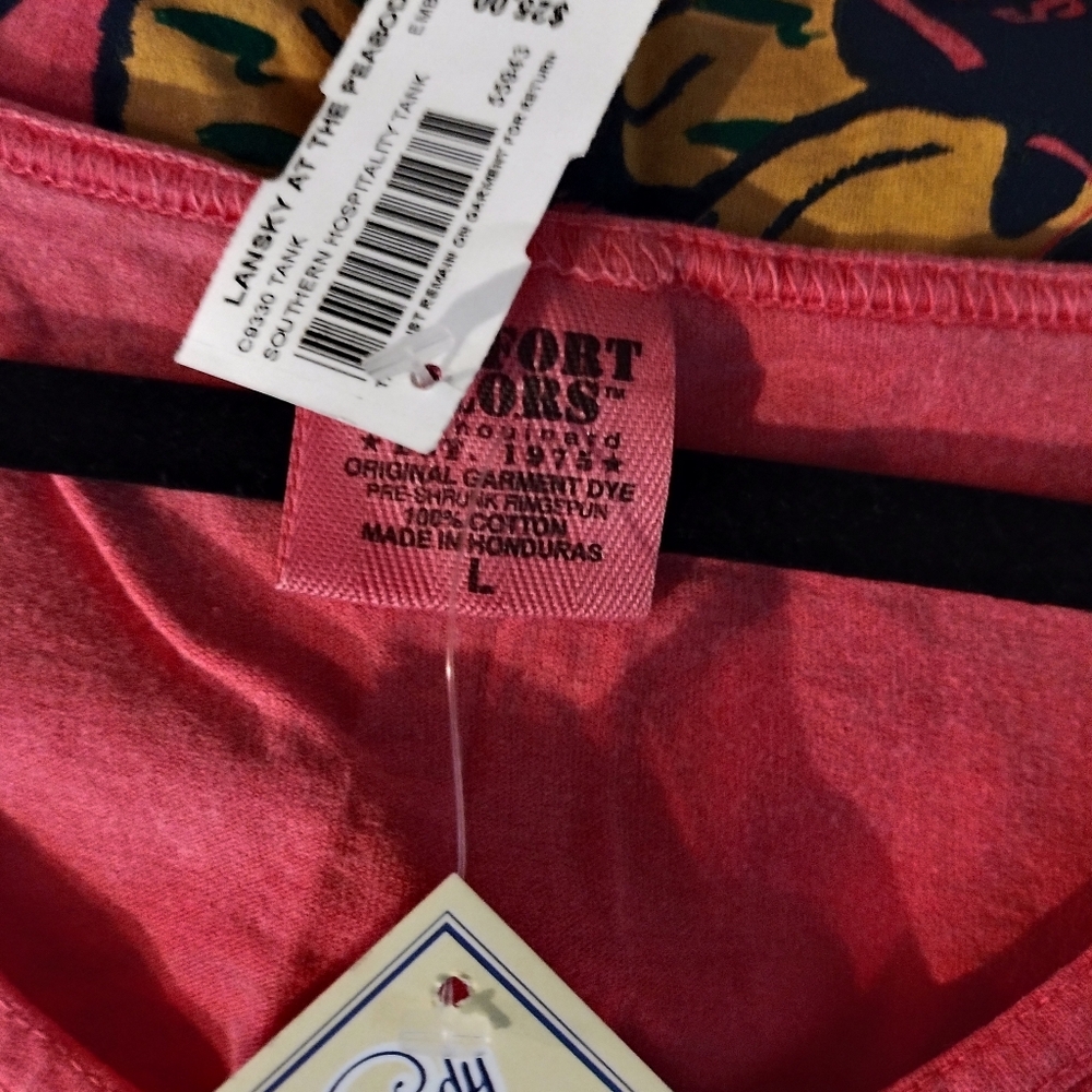 NWT The Famous Memphis Peabody Hotel Coral Tank Top with Pocket - Picture 9 of 11